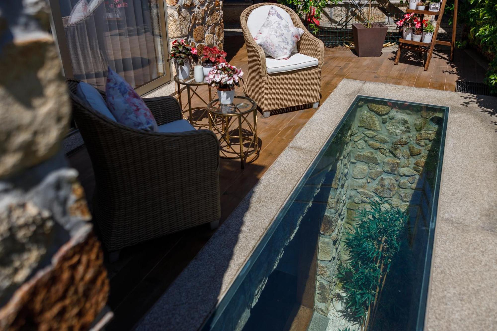 Deluxe Villa Home, Peace & Spa Вила-ду-Конди Экстерьер фото