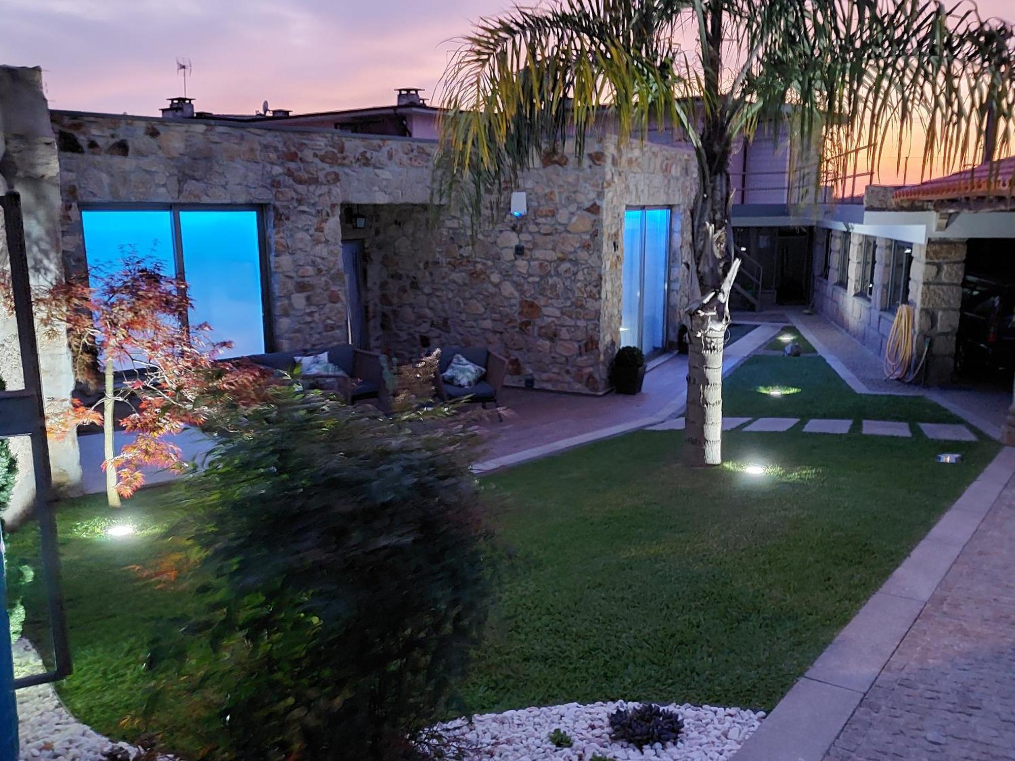 Deluxe Villa Home, Peace & Spa Вила-ду-Конди Экстерьер фото
